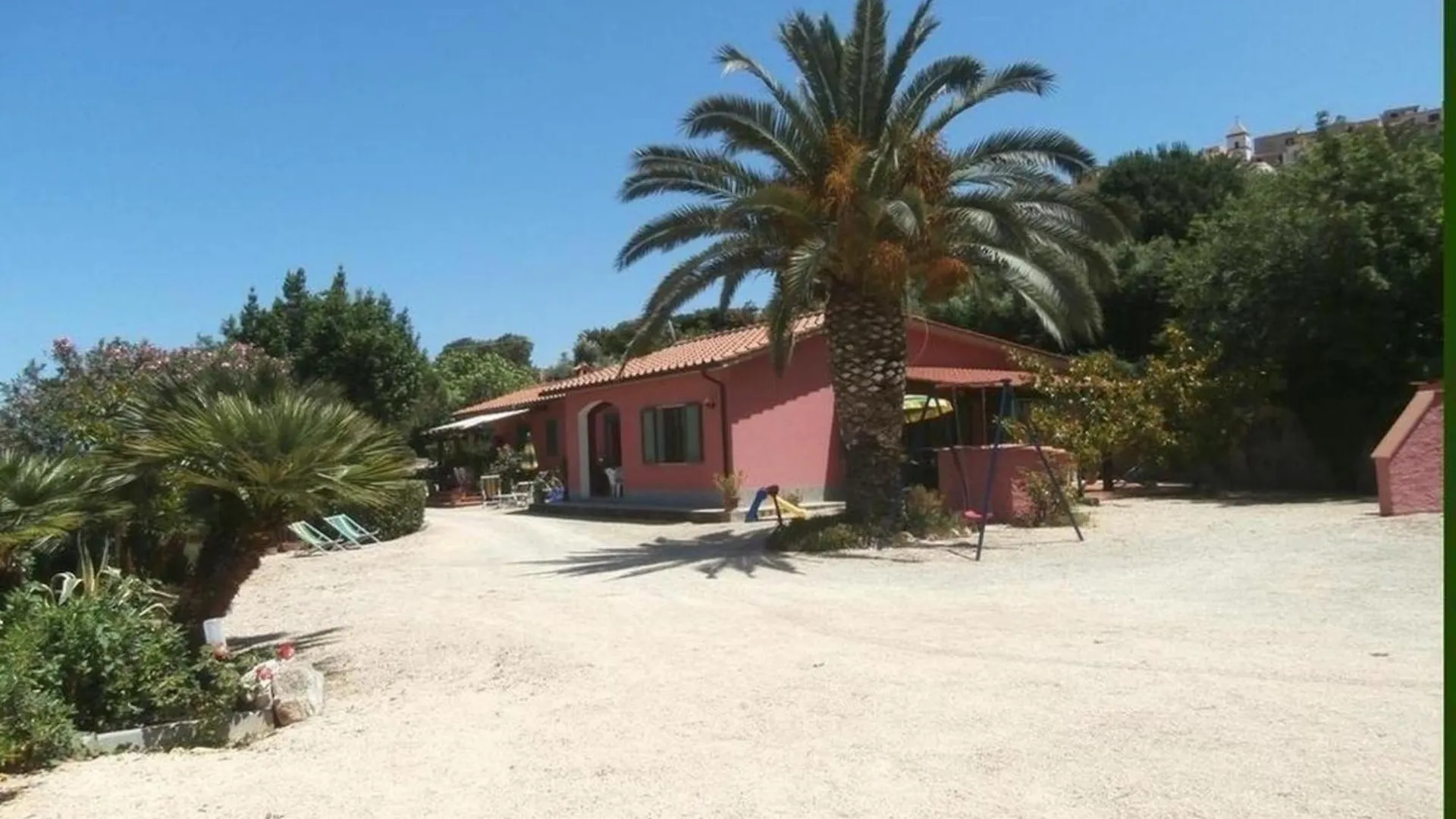 Apartment Ferienwohnung In Capoliveri Mit Schoenem Garten