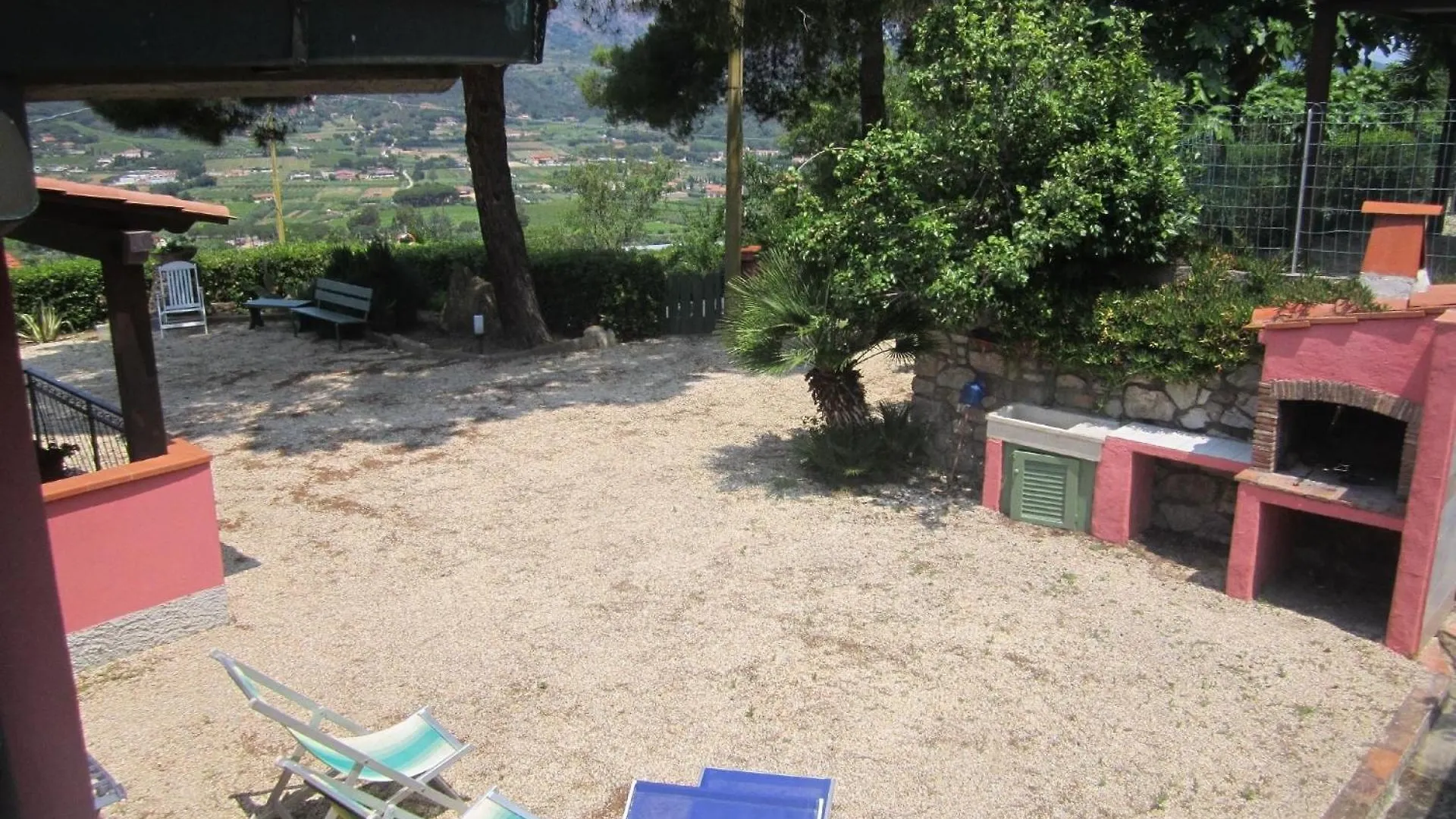 Apartment Ferienwohnung In Capoliveri Mit Schoenem Garten Italy